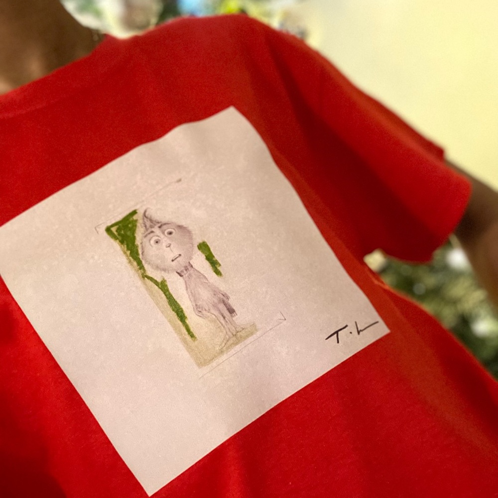 Art On Fabric cozybeanz The Grinch Tee - Picture 2 of 7
